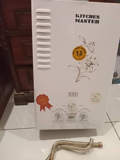 Geyser Good Condition Kitchen Master