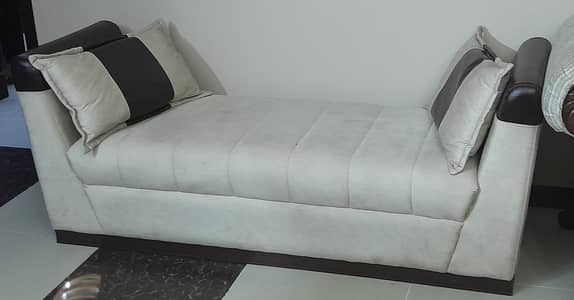 Lounge Couch/Setthi Sofa