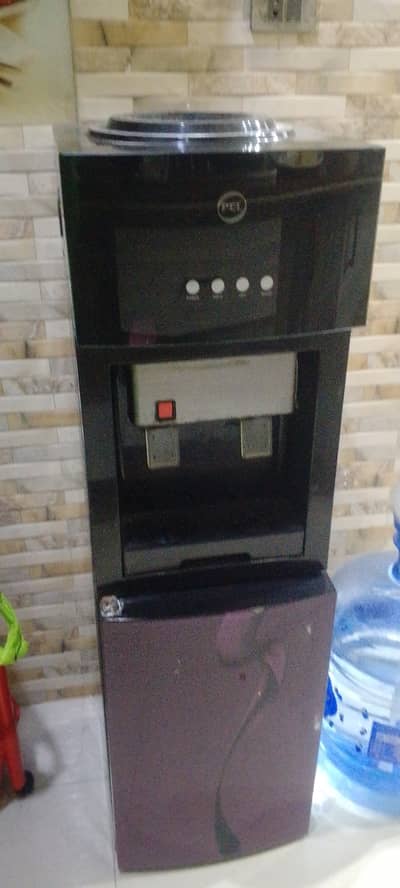 :   PEL Water Dispenser For Sale (Used)