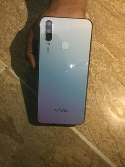 vivo y17