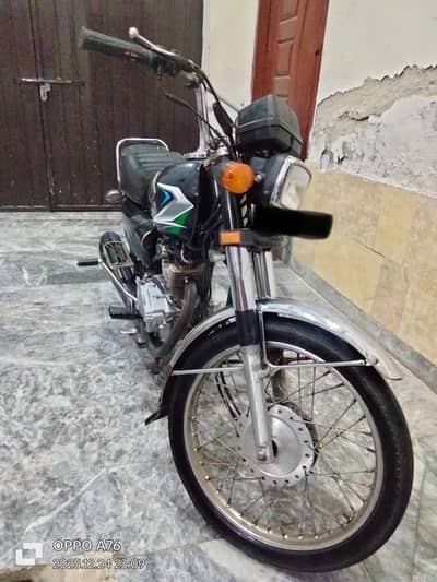 125 bike 2023 All ok ha urgent sale Karni ha 170000