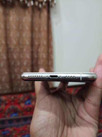 Iphone 11 promax /jv 10/9 condition