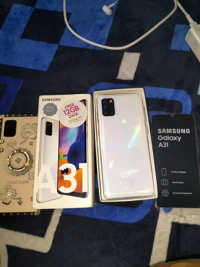 Samsung Galaxy a31 for sale with original box and charger