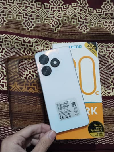 Tecno spark 20c 4 128 with box only 03264946273