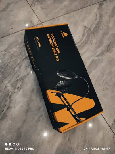 Maono AU-A04 Podcasting Microphone Kit – Full Box with Stand & Accesso