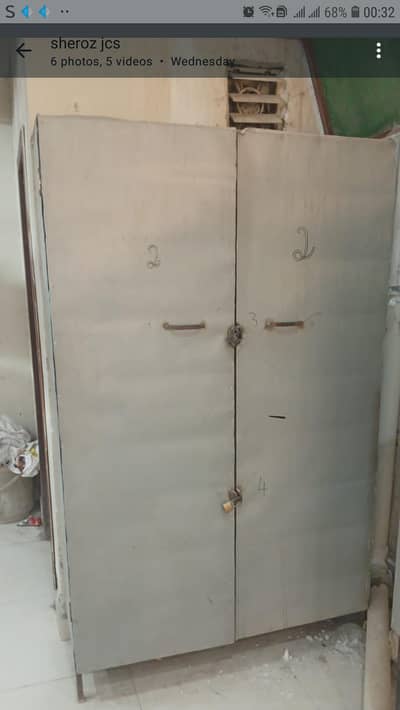 Steel almirah 5 numbers