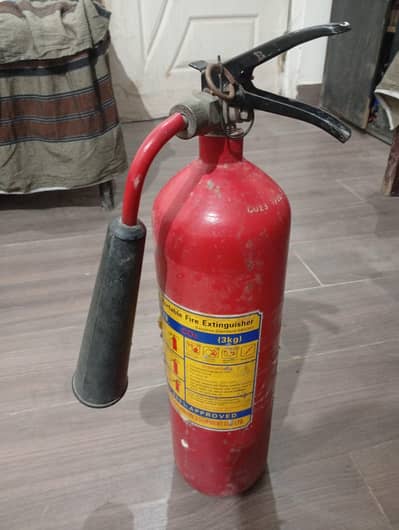 2 Fire Extinguisher (CO2 -3kg  +   ABC Dry Powder - 6kg)
