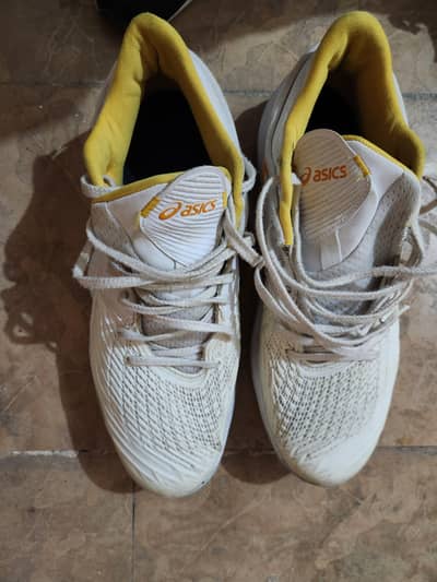 Asics Unpre ARS Low 'White Saffron' Basketball Shoes (Used)