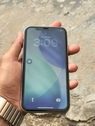 iPhone 11 factory unlock 128 gb Urgent sail