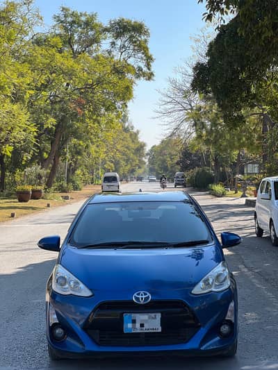 Toyota Aqua G push start model 2015