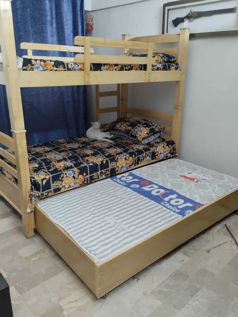 Triple bed 1
