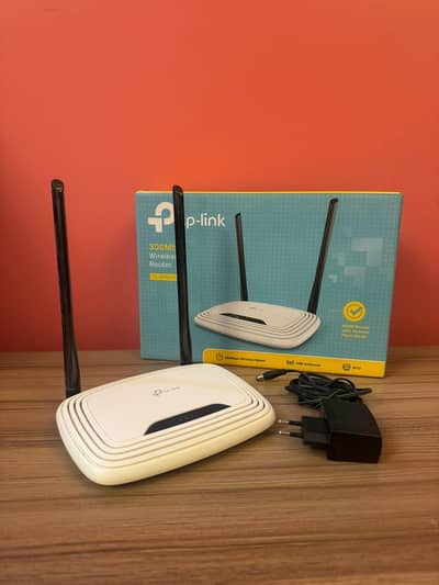 TP-LINK ROUTER TLWR841N
