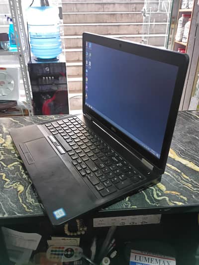 Dell Latitude E5570