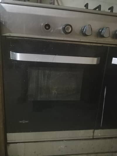 5-Burner Stainless Steel Cooking Range - Excellent Working Condition