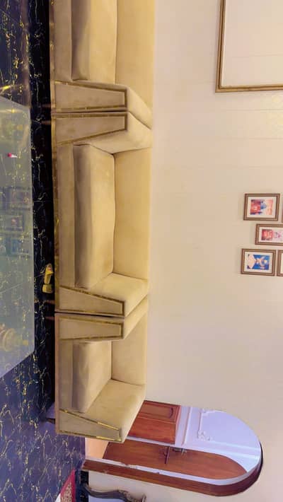 3,2,1 sofa set in skin color