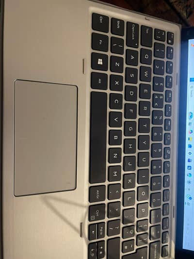 laptop Dell i5 8Gen with Graphic Card
