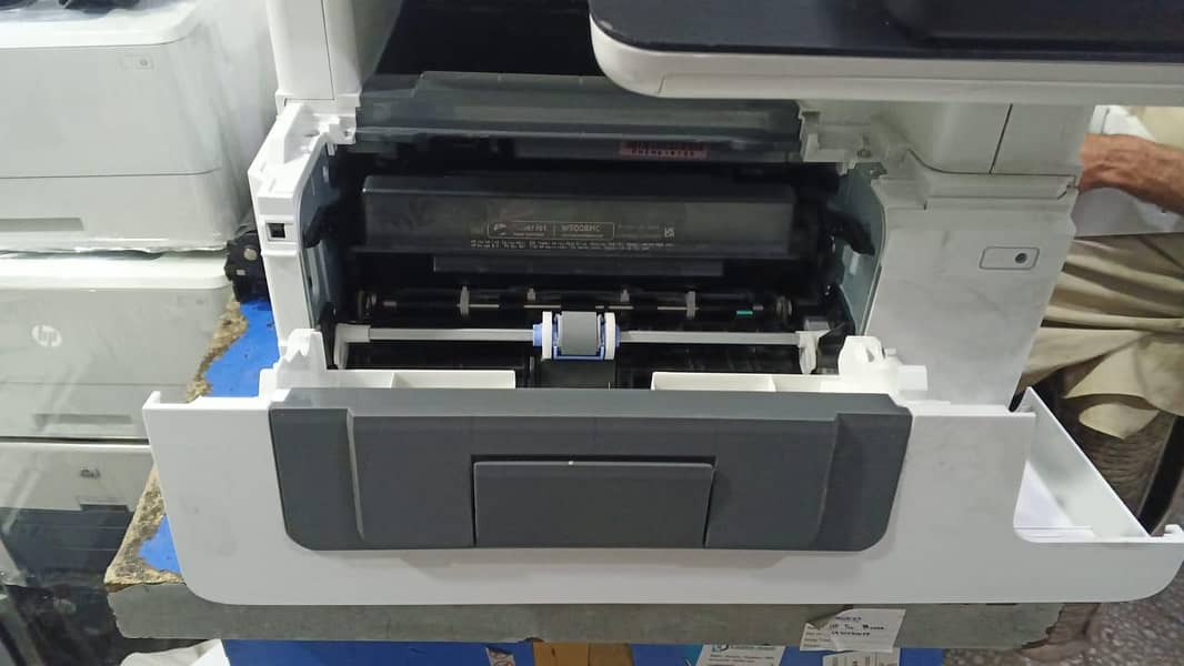 LaserJet Managed MFP E52645 2