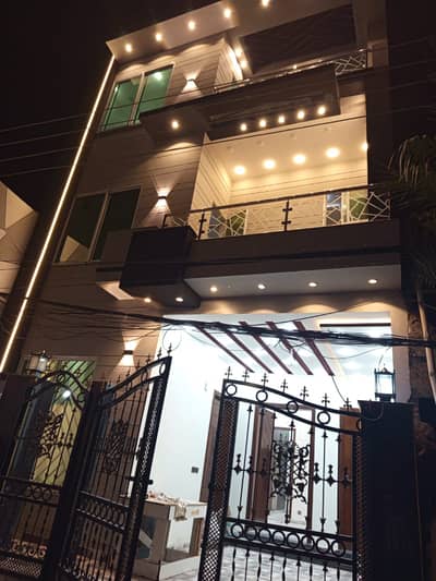 5 Marla Triple Storey Brand New House For Sale