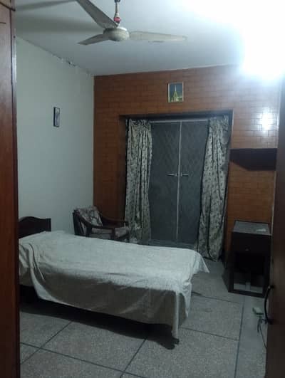 Furnished Room For 1 Boy ( Facing Park )