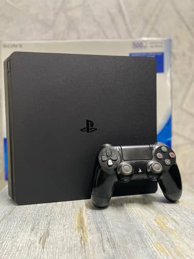 PS4 fat/ slim PS4 pro  (online jailbreak)  available 03214121490