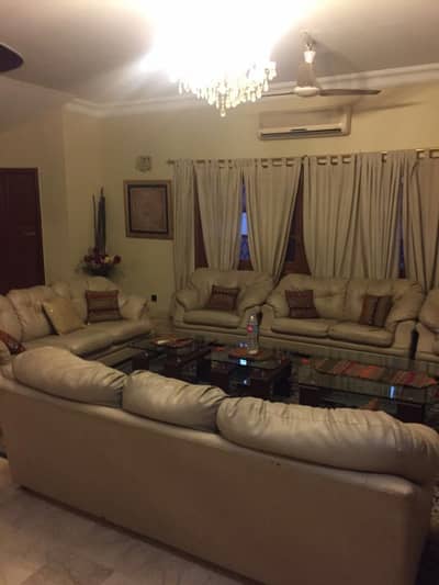 1500 Syds Well Maintain Single Stories Exclusive Bungalow