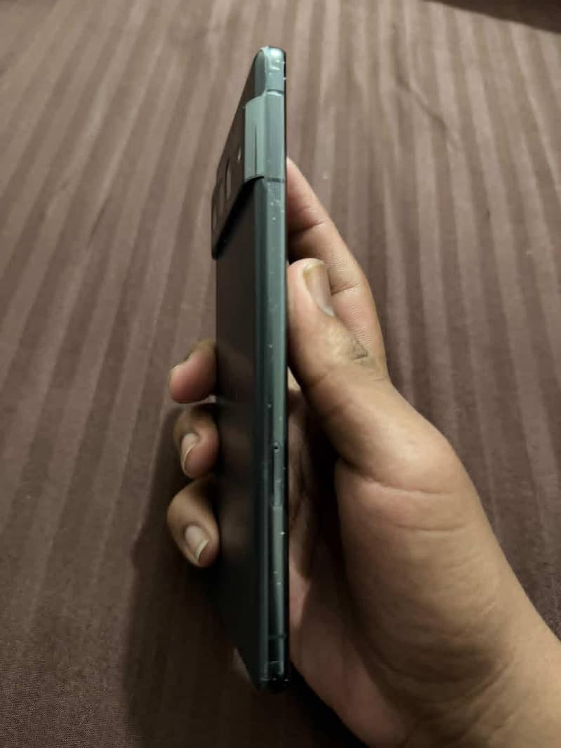 Google Pixel 7 Pro 2