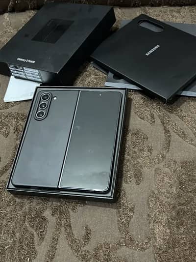 Samsung Z fold 5 12/256gb non pta with box