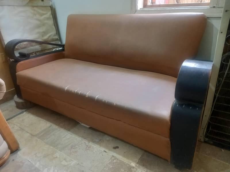 Burma Teak ( Saagwan ) old fashioned Sofa 1
