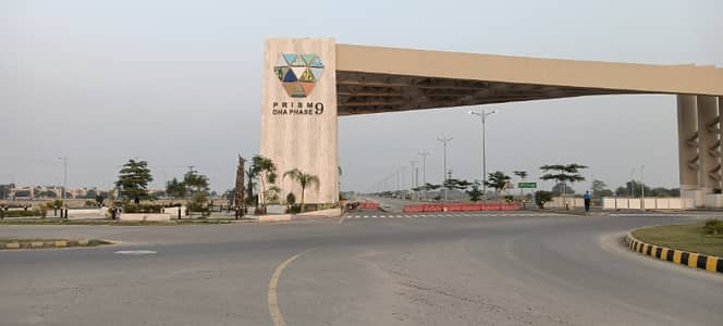 10 Marla corner 80ftrd Hot Location Possession Plot Available For Sale in F Block 9 Prism