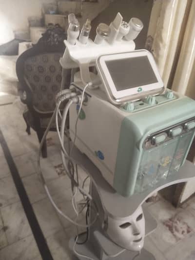 hydrofessal face mashine