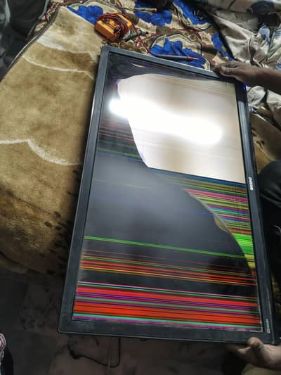 orient led . . 32 inch panel tot gyaa ha . . baqi parts ok han