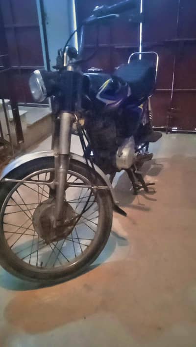 Unique 125cc For Urgent Sale. . . . !!!!