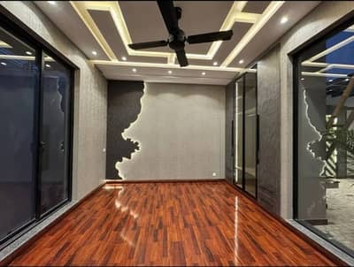 We are offering 2 bed apartment in bahria town