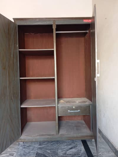 pure Wooden wardrobe almari full size double door 9/10