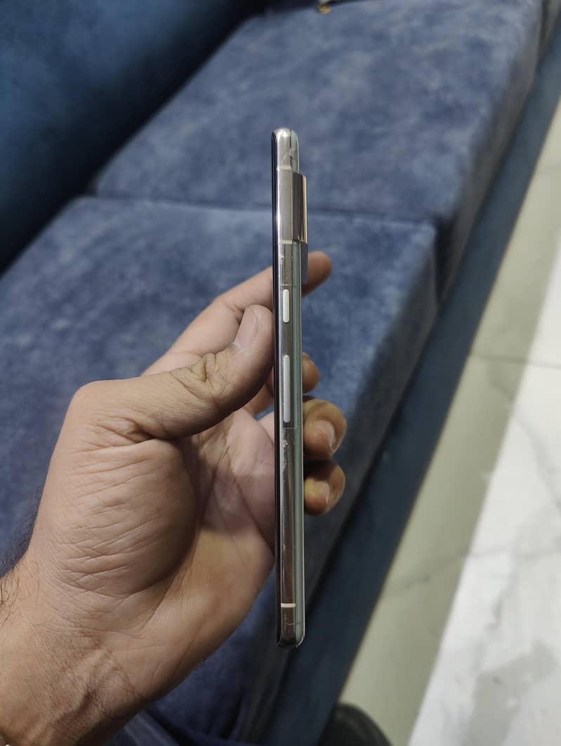 Google pixel 7 pro 2