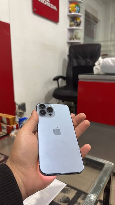 iPhone 13 Pro Max Non PTA JV 10/10 condition fully new condition.