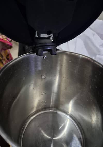 ORIGINAL NIKAI ELECTRIC KATTLE