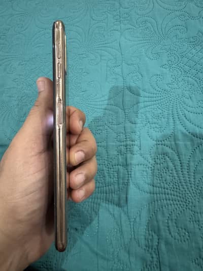 SAMSUNG A7 (2018) ORIGINAL SEALED (PTA APPROVED) SLIGHTLY USED