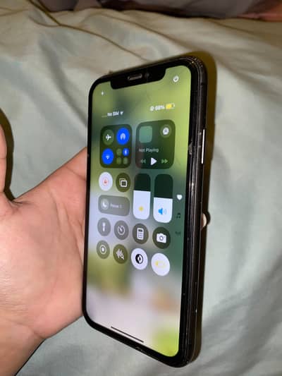 iPhone 11 64GB Black Non-PTA – For Parts. Serious buyers only