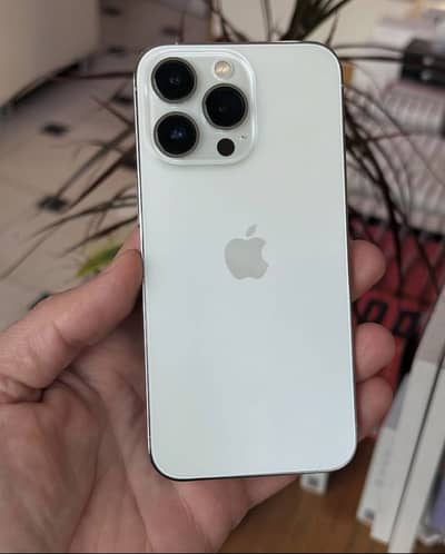 Iphone 13 Pro - White