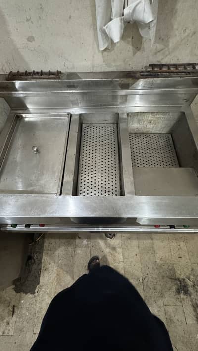 Fast Food Equipment for Sale (2 Fryers, 1 Hotplate)