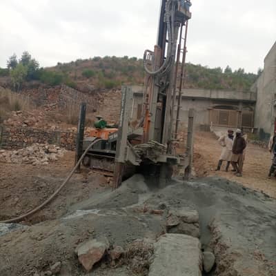 drill machine ki boring k leya rabta kary