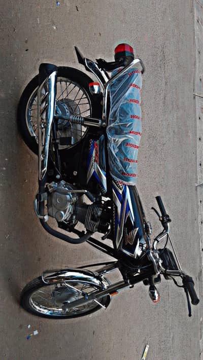 Honda CG 125 2025 /unregistered / contact: 03332344572