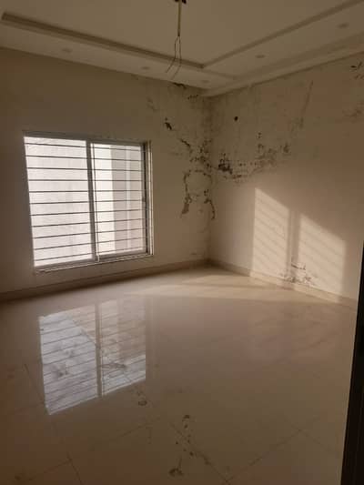 1 KANAL TRIPLE STORY GREY STRUCTURE HOUSE AVAILABLE FOR SALE IN ABDALIAN HOUSING SOCIETY