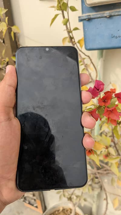 Vivo V21e. 03115326120