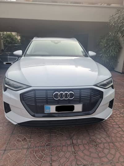 1st owner Total Genuine Audi E-Tron