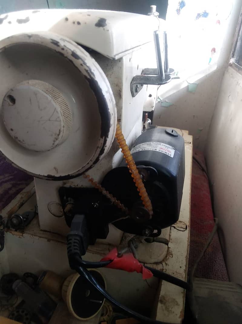 Sewing Machine 0