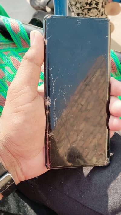 8+8gb 256gb with charger