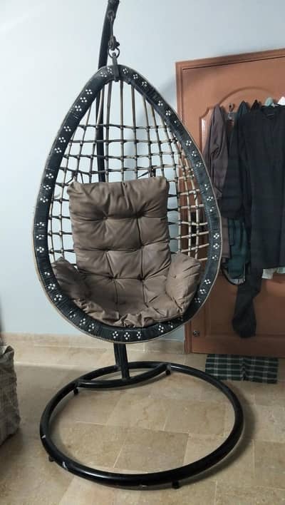 jhula chair with heavy guage stand