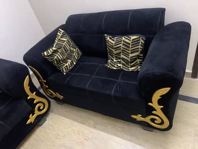 3,2,1 seater sofa like brand new for sale in lahore marghzar society